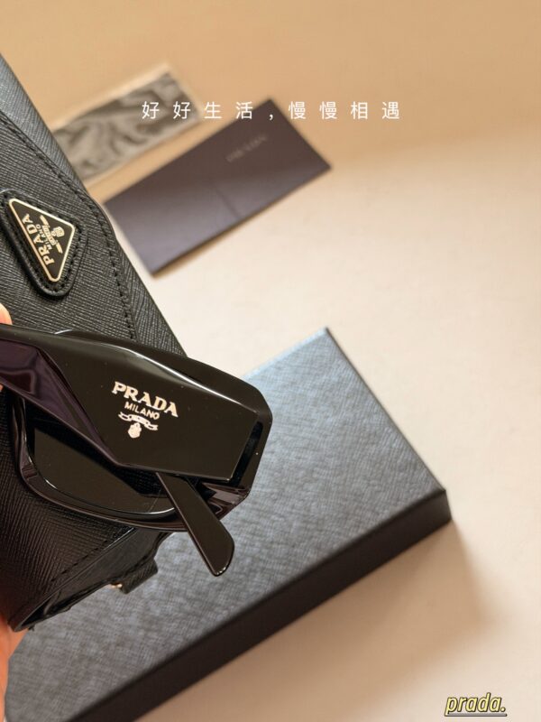 Modern Rectangle Sunglasses