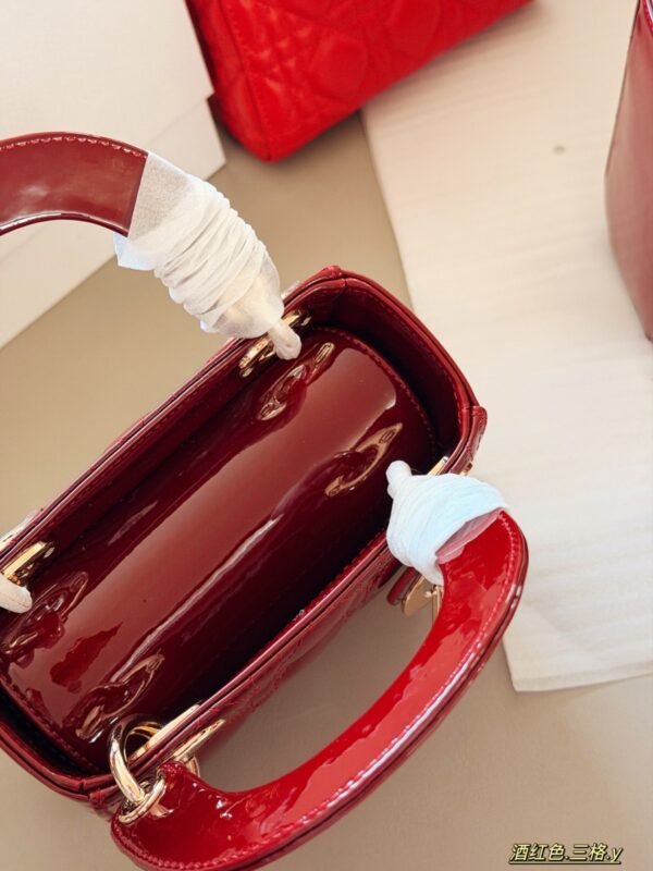 Patent Cannage Mini Chain Bag - Wine Red