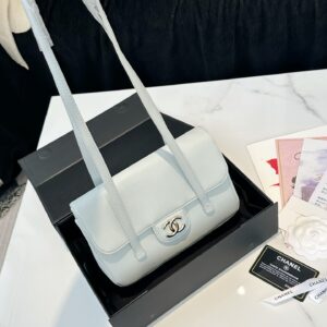 Preppy Coco Leather Shoulder Bag - Blue