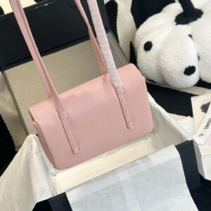 Preppy Coco Leather Shoulder Bag - Pink