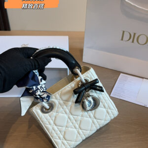 Quilted Bow Top Handle Bag