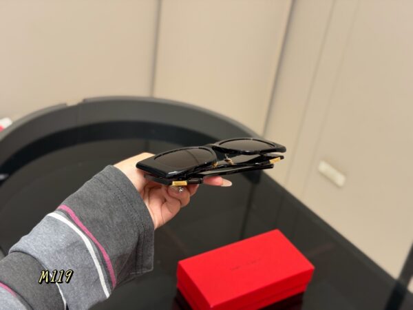 Slim Cat-Eye Sunglasses