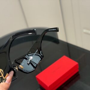 Slim Cat-Eye Sunglasses