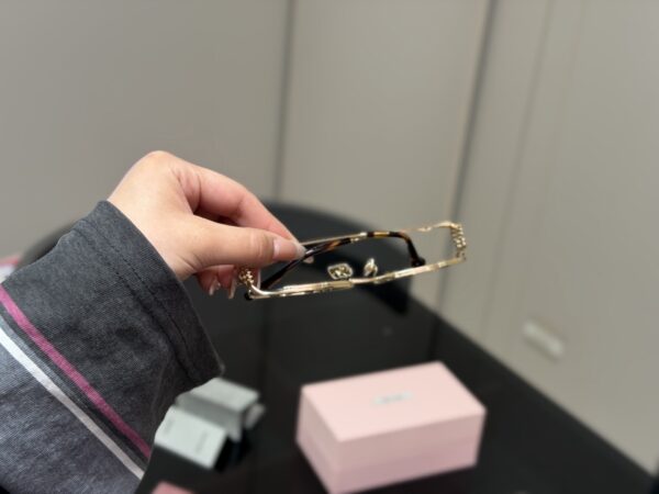 Slim Metal Sunglasses