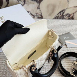 Two-Tone Quilted Bow Top Handle Bag
