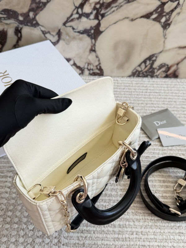 Two-Tone Quilted Bow Top Handle Bag