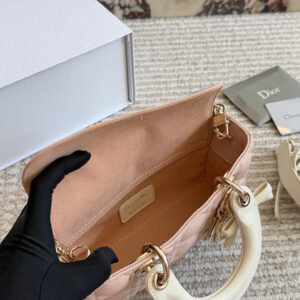 Two-Tone Quilted Bow Top Handle Bag