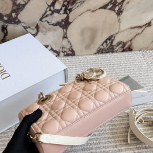 Two-Tone Quilted Bow Top Handle Bag