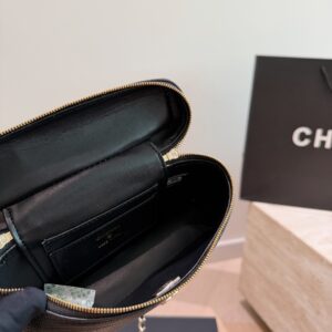 Black Textured Leather Vanity Case Bag - Black