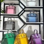 25cm-30cm Crocodile-Embossed Cowhide Top Handle Bag