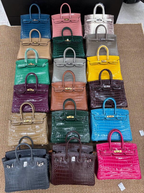 25cm-30cm Crocodile-Embossed Cowhide Top Handle Bag - cowhide with crocodile embossing